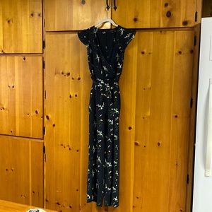 Womens Ann Taylor factory navy blue belted romper size 0 petite